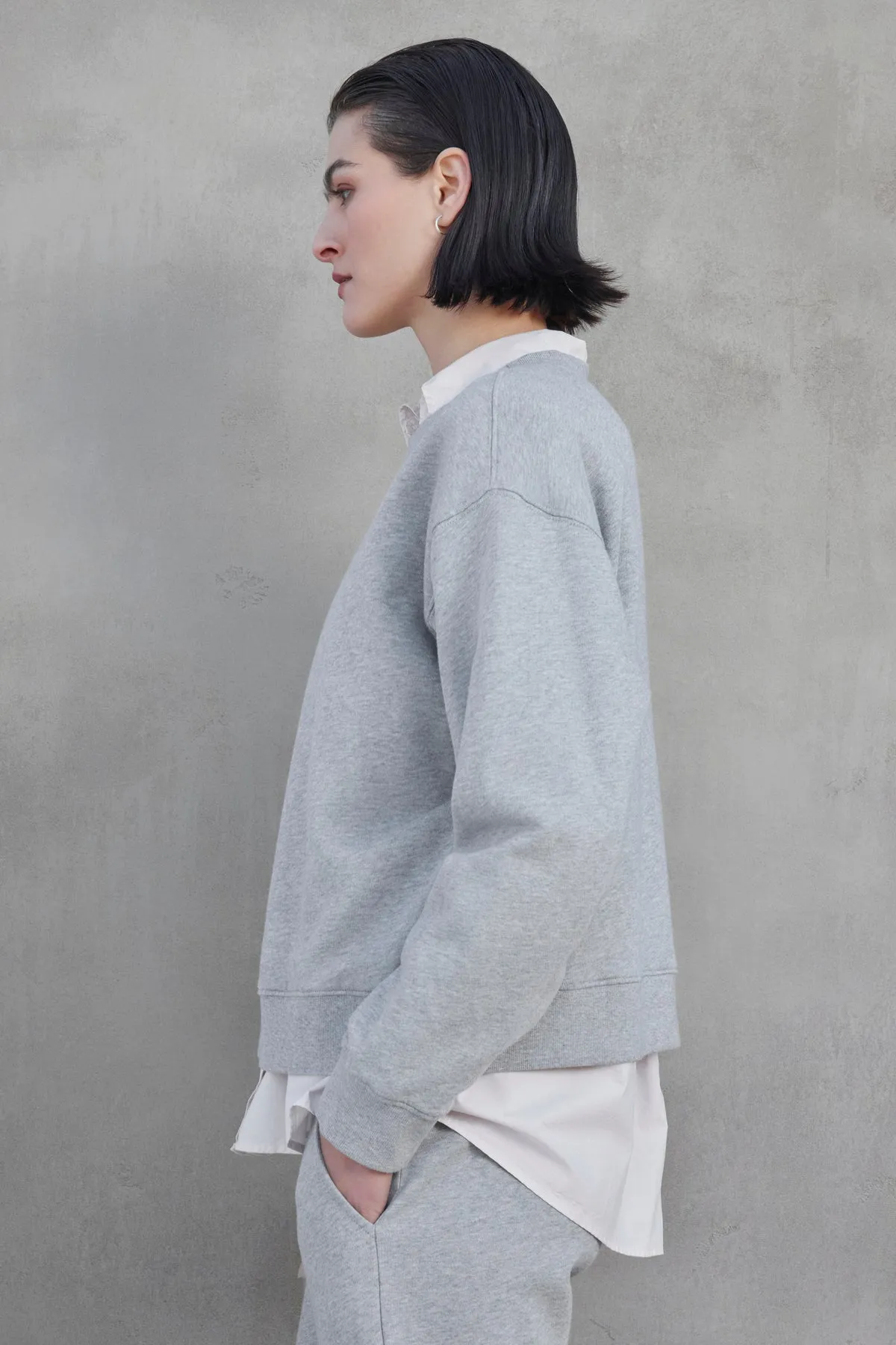 YNEZ SWEATSHIRT
