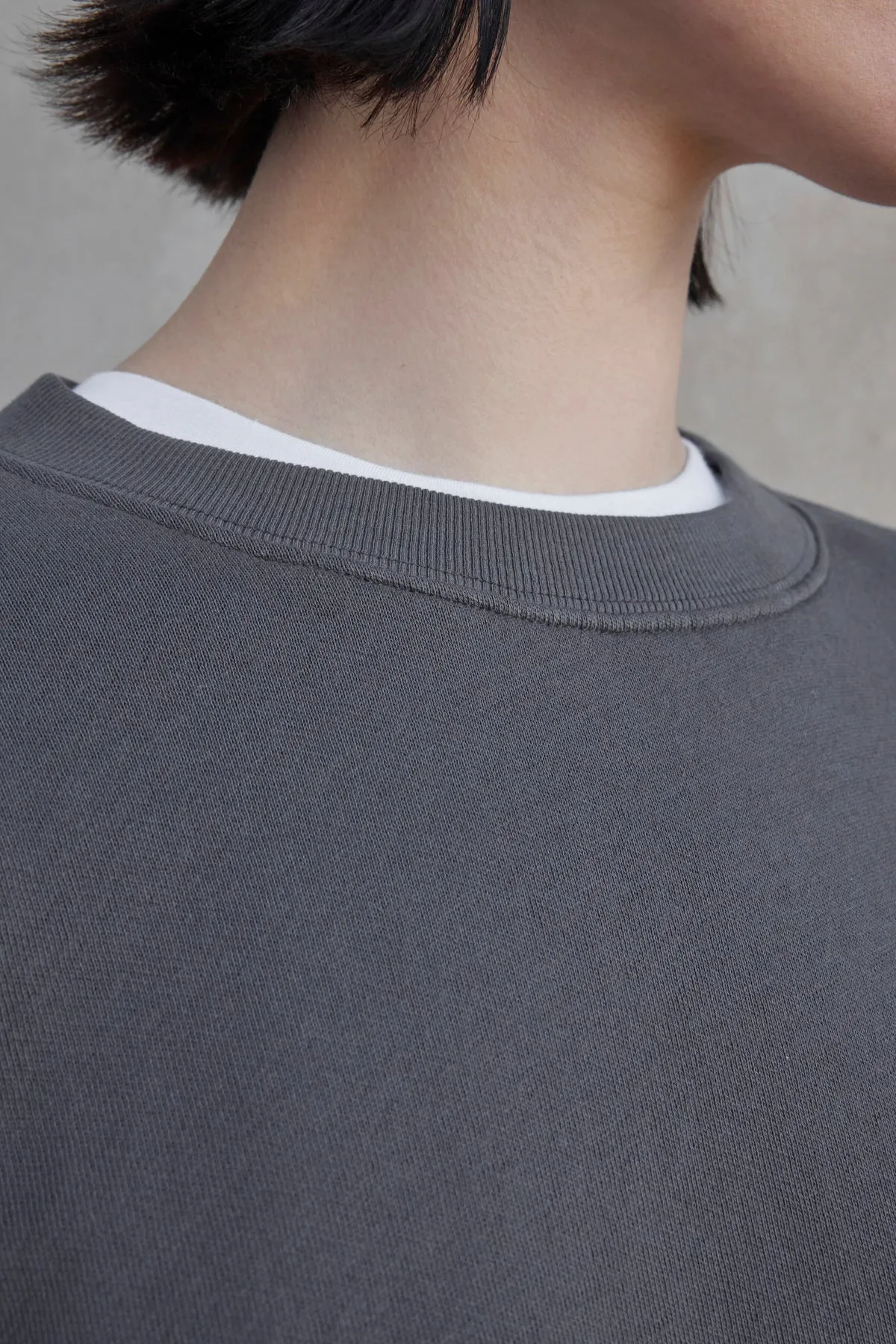 YNEZ SWEATSHIRT